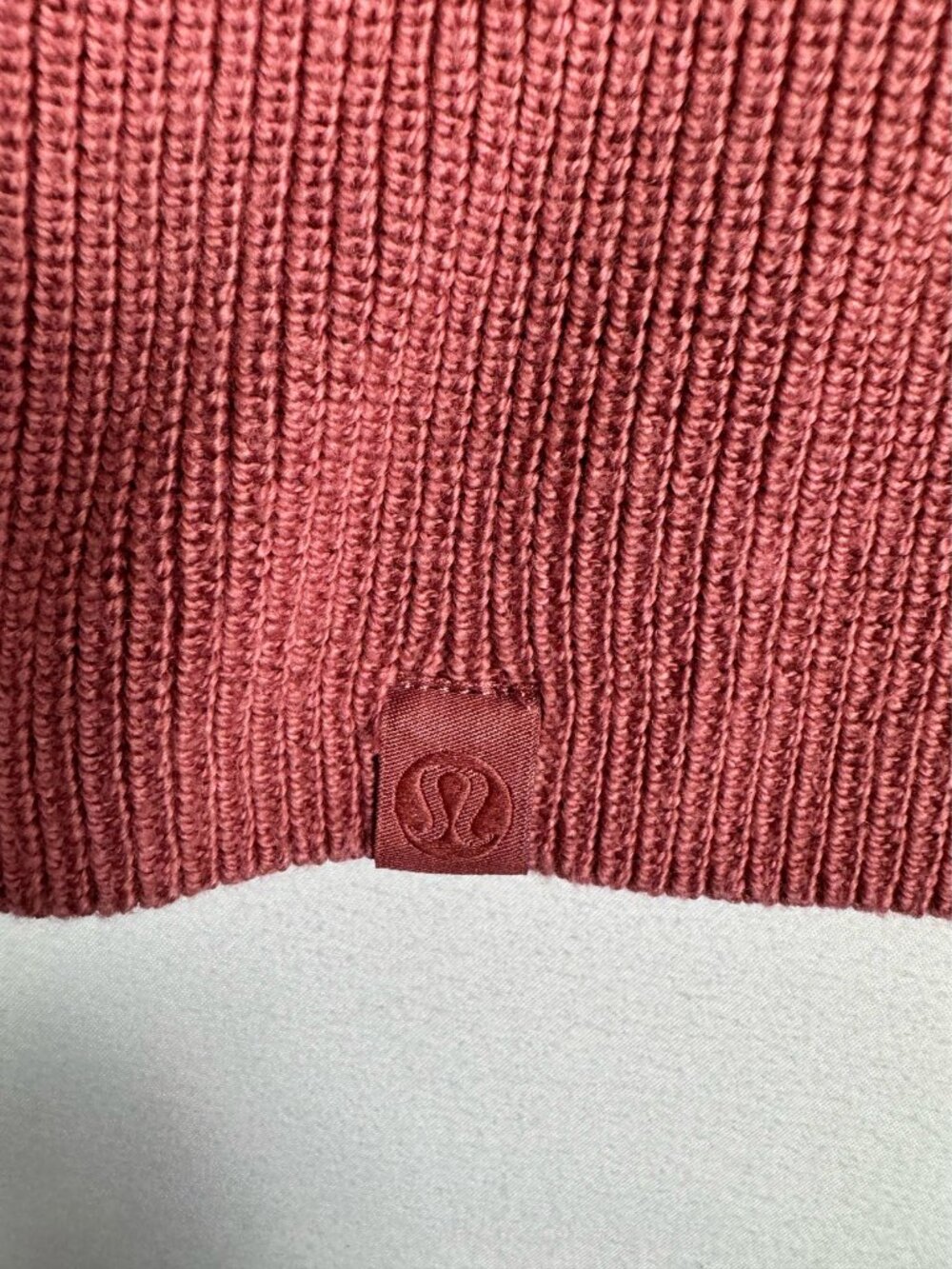 Lululemon Merino Ribbed Turtleneck Sweater Size 6 Brier Rose - Picture 5 of 5